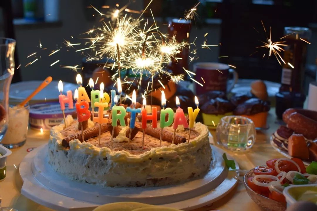 生日祝福短句8个字暖心 原创文艺范，拒绝烂大街